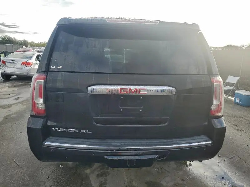 2019 GMC YUKON XL DENALI  