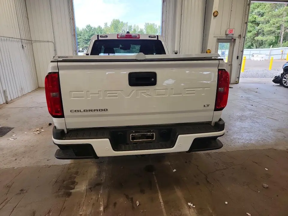 2022 CHEVROLET COLORADO LT  