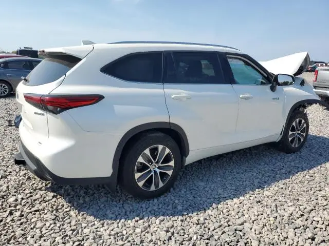 2021 TOYOTA HIGHLANDER HYBRID XLE  