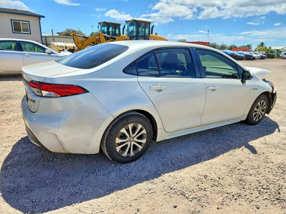 2021 TOYOTA COROLLA LE  