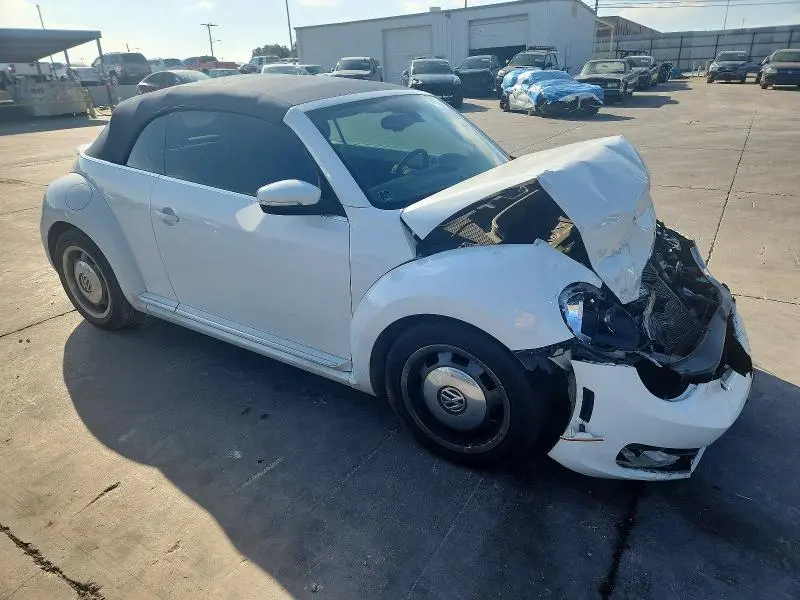 2016 VOLKSWAGEN BEETLE S  