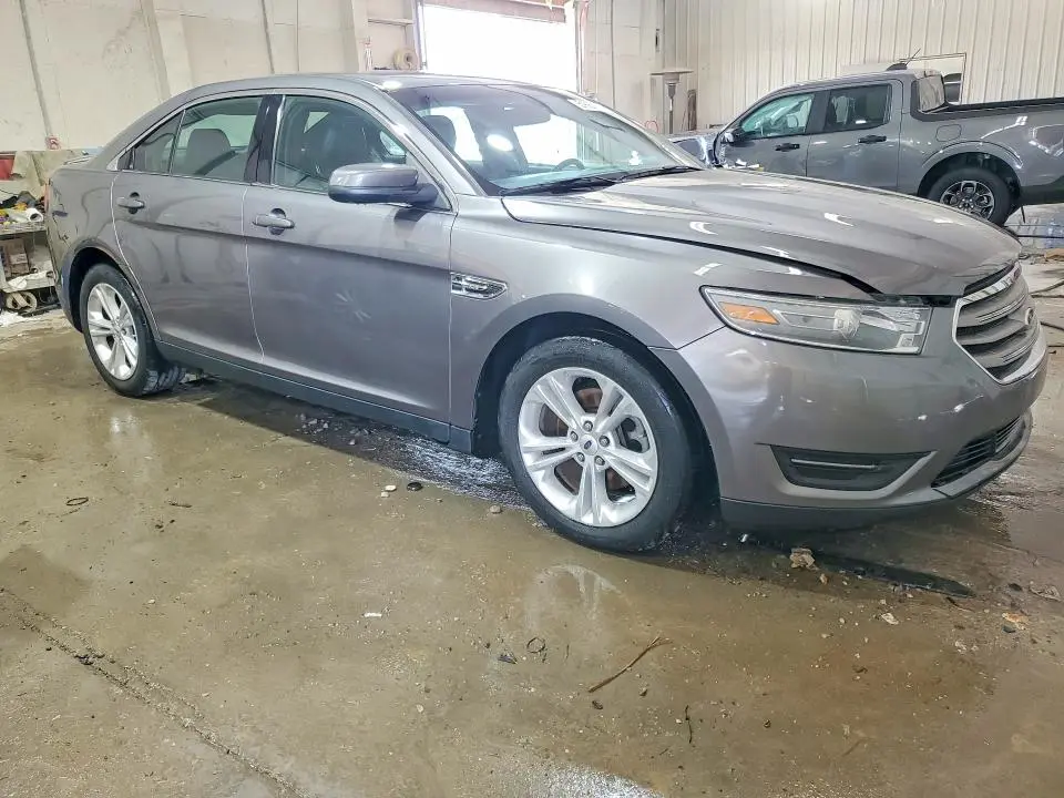 2014 FORD TAURUS SEL  