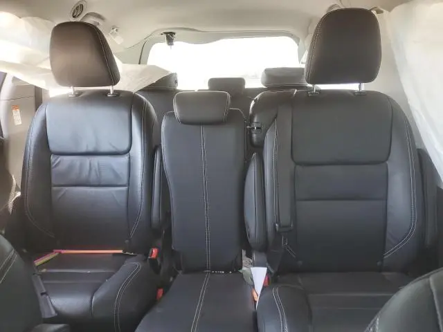 2018 TOYOTA SIENNA SE