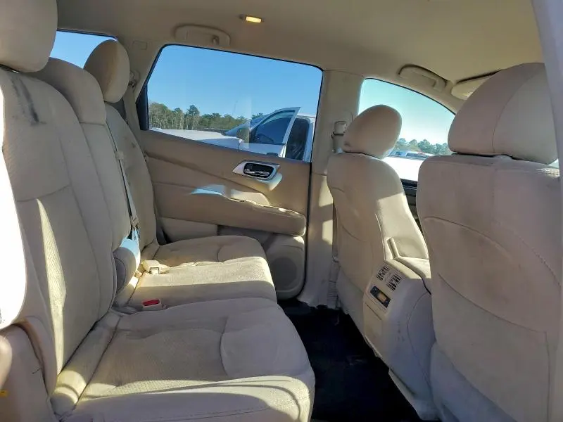 2016 NISSAN PATHFINDER S  