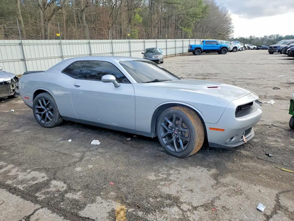 2020 DODGE CHALLENGER SXT  