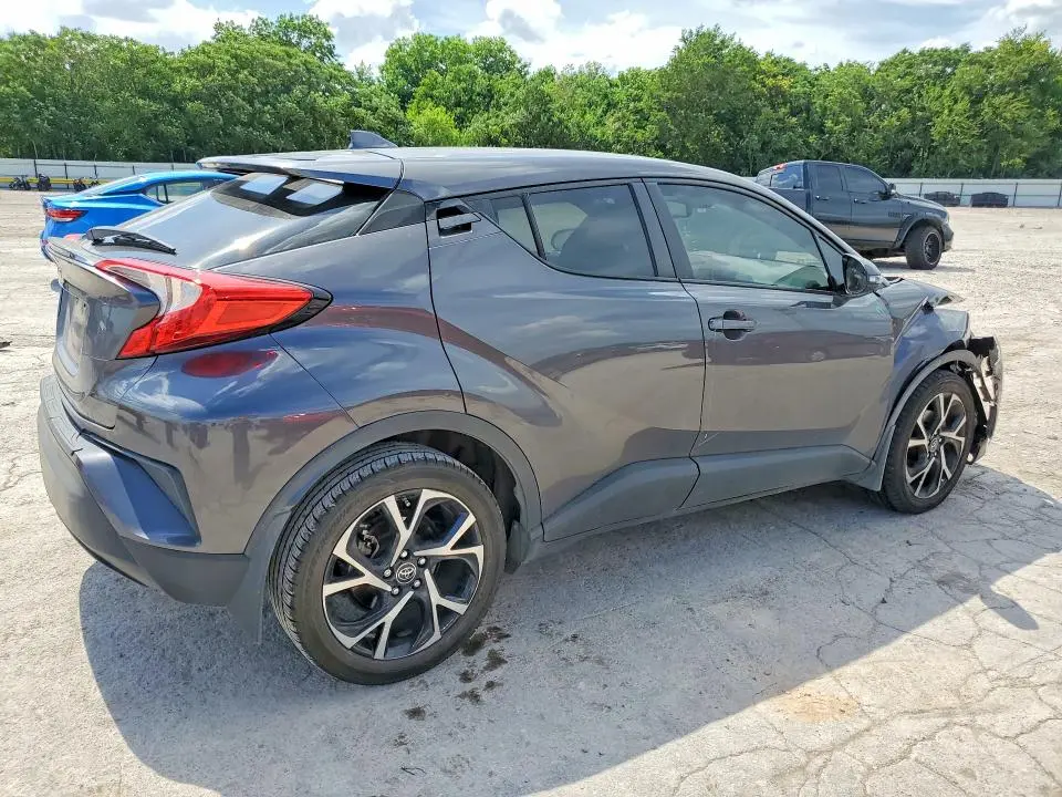 2018 TOYOTA C-HR XLE PREMIUM  