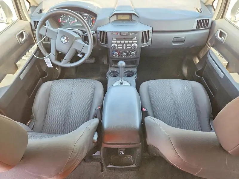 2011 MITSUBISHI ENDEAVOR LS  