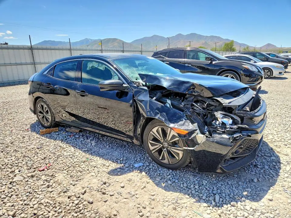 2018 HONDA CIVIC EX  