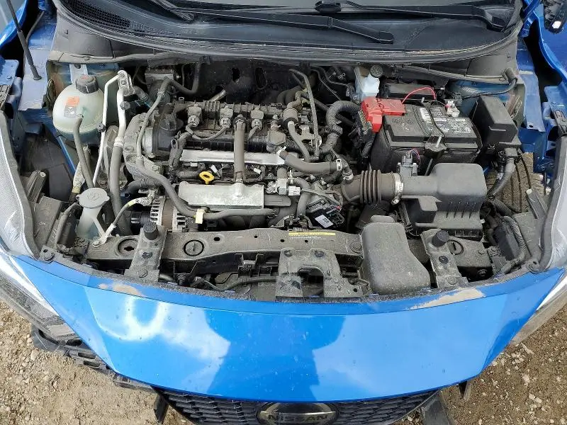 2022 NISSAN VERSA SV  