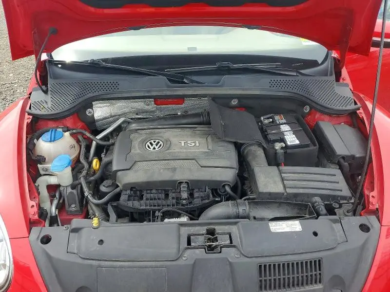 2016 VOLKSWAGEN BEETLE S  