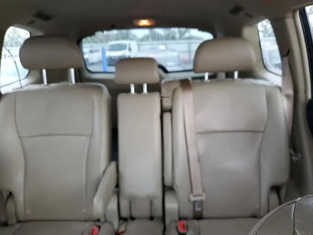 2013 TOYOTA HIGHLANDER LIMITED  