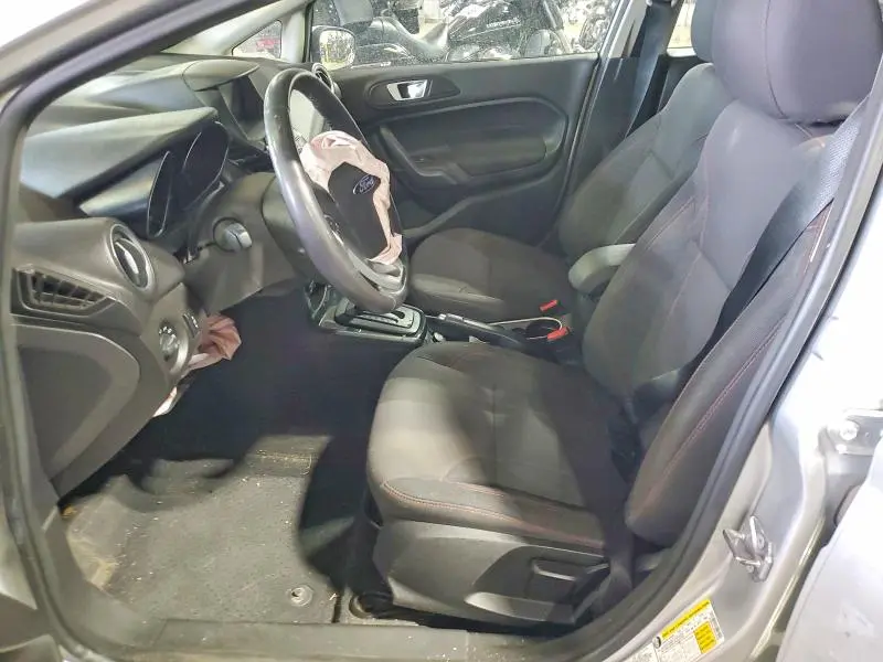 2015 FORD FIESTA SE  