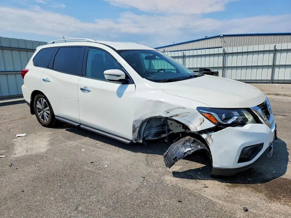 2018 NISSAN PATHFINDER S  