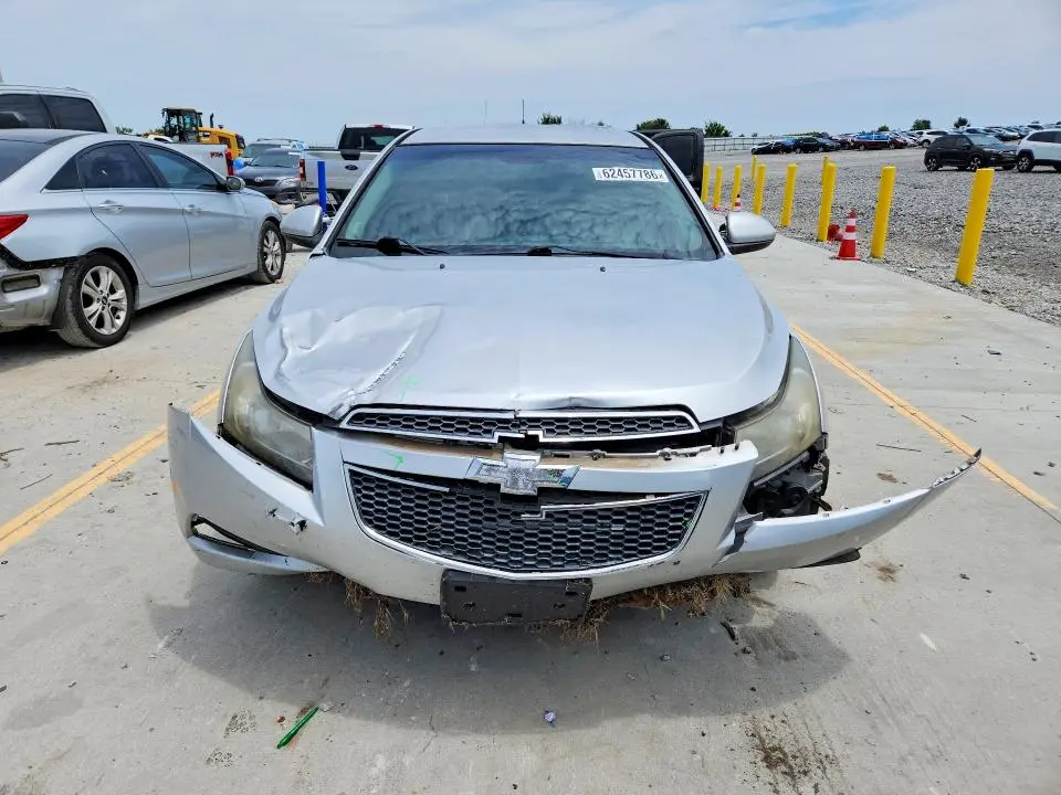 2012 CHEVROLET CRUZE LT  