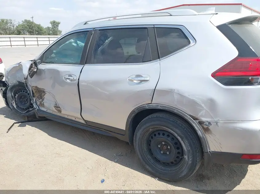2017 NISSAN ROGUE S
