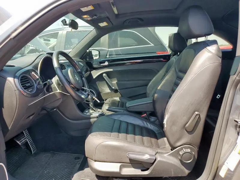 2013 VOLKSWAGEN BEETLE TURBO  