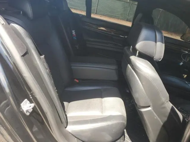 2014 BMW 750 XI  