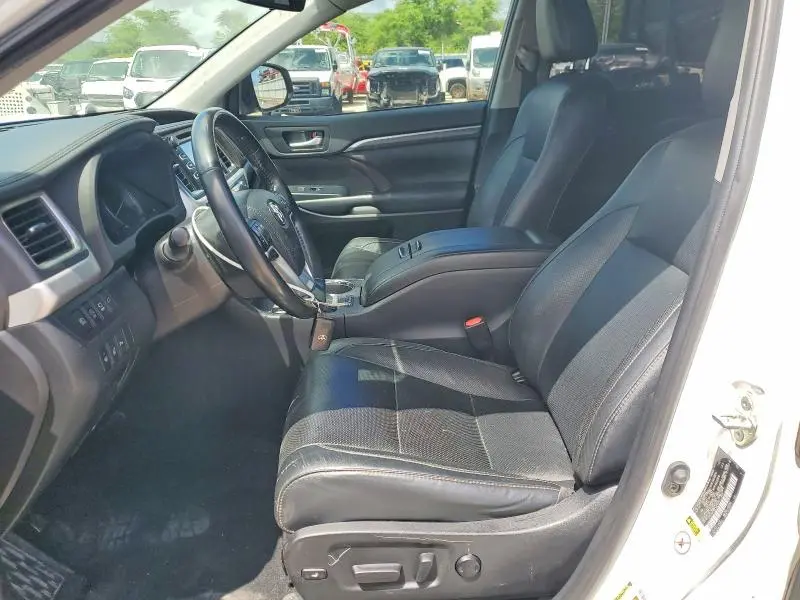 2019 TOYOTA HIGHLANDER LIMITED  