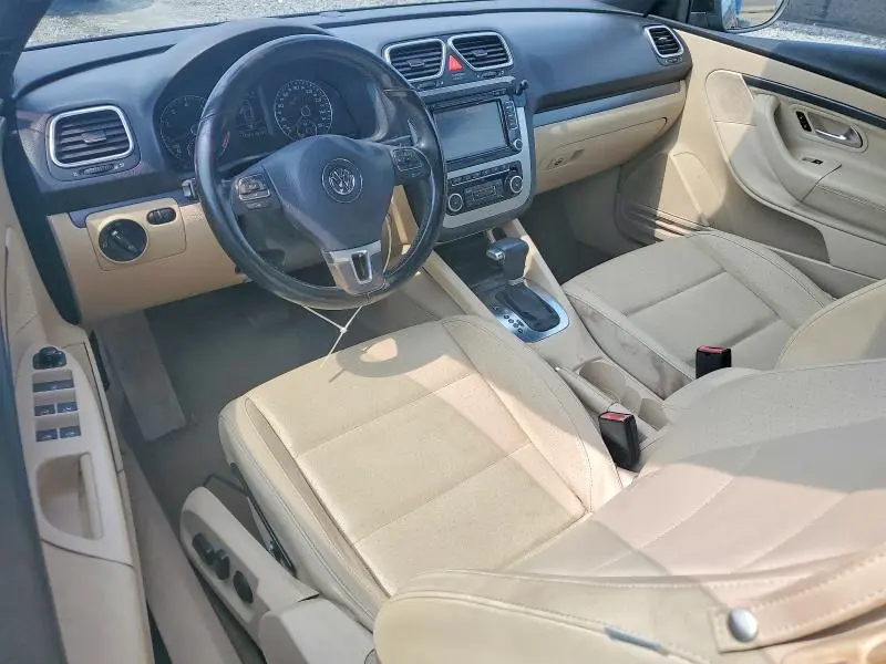 2011 VOLKSWAGEN EOS KOMFORT  
