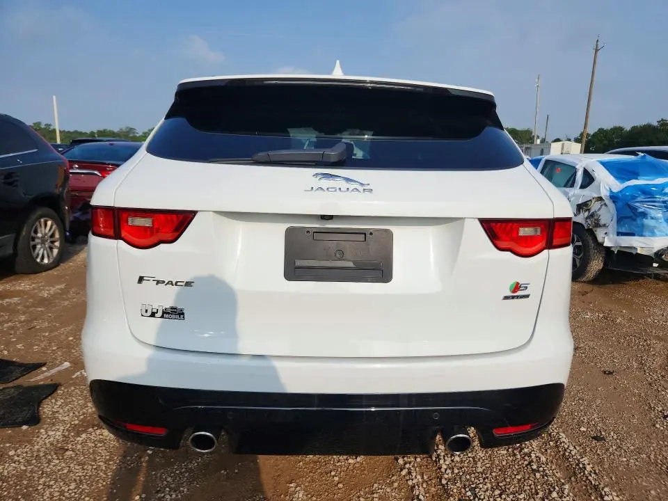 2019 JAGUAR F-PACE S  