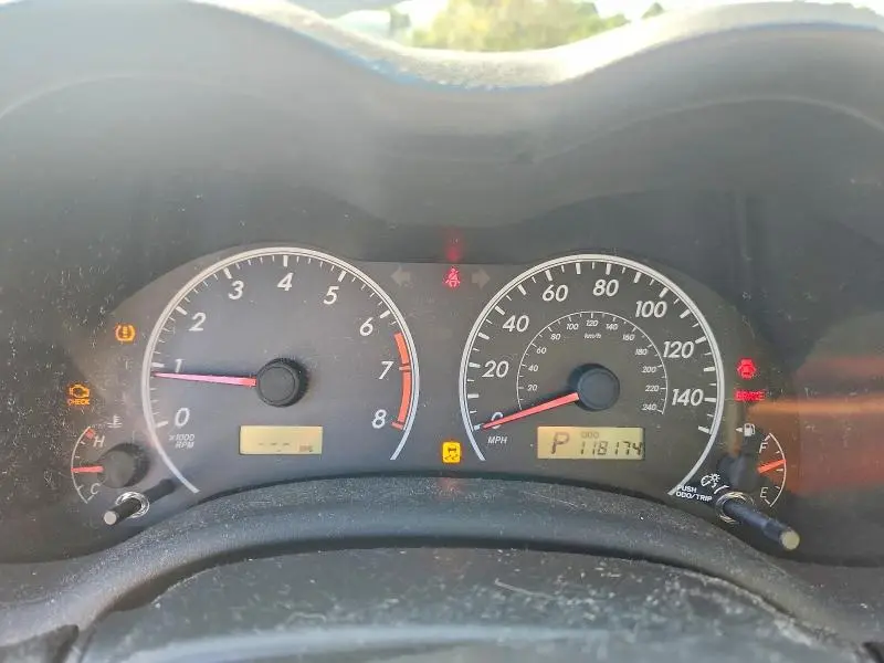 2011 TOYOTA COROLLA LE  