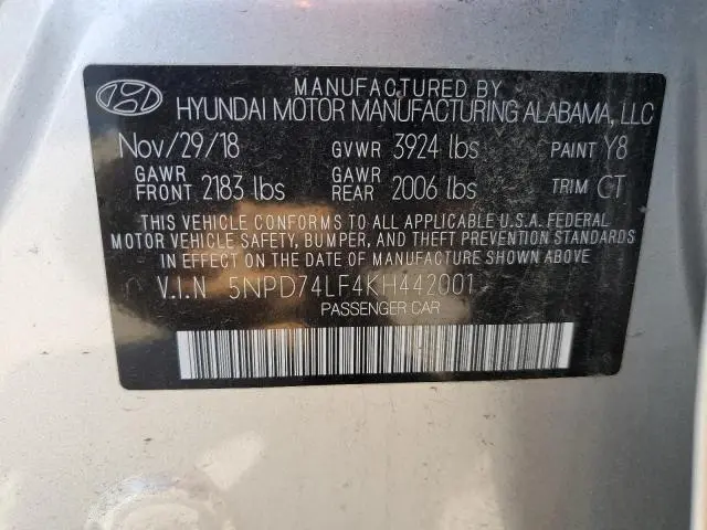 2019 HYUNDAI ELANTRA SE