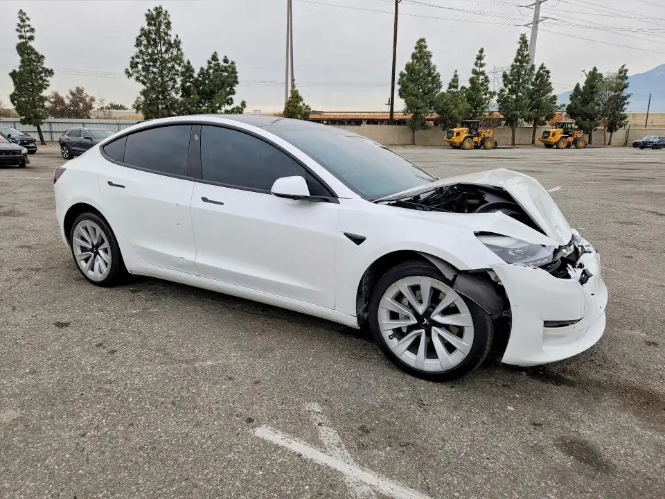 2021 TESLA MODEL 3   