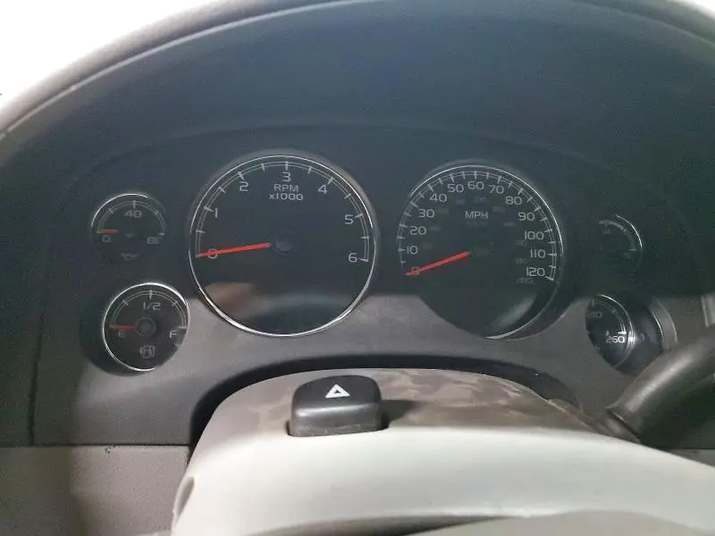 2011 CHEVROLET TAHOE K1500 LT  