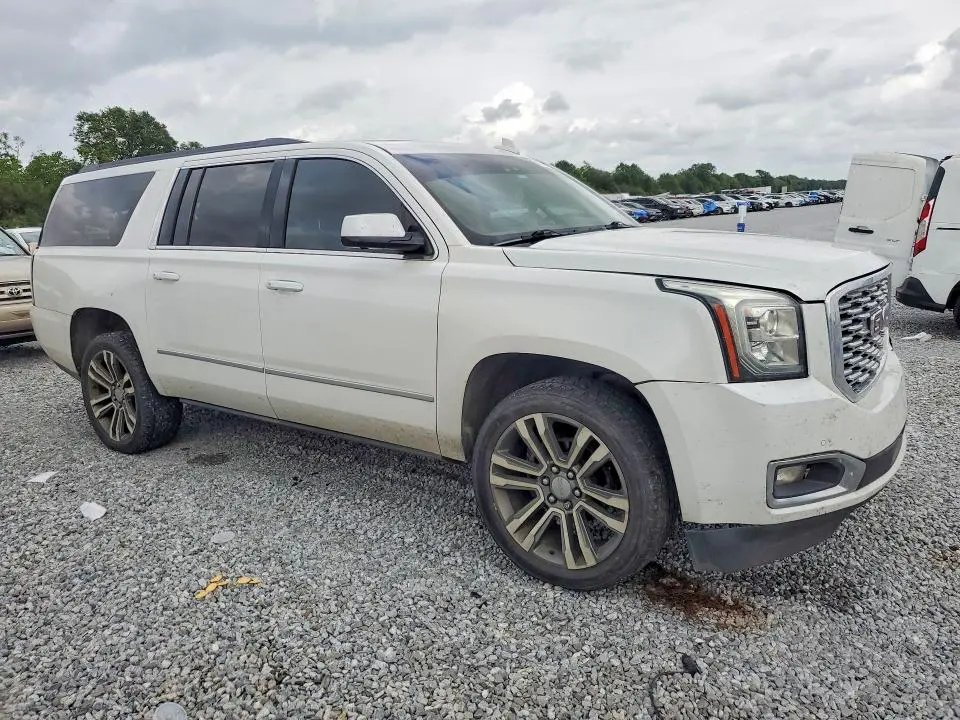 2018 GMC YUKON XL C1500 SLT  