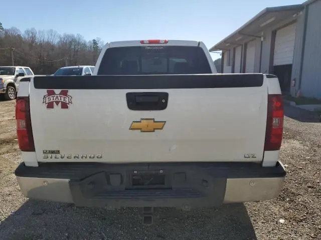 2011 CHEVROLET SILVERADO C1500 LTZ  