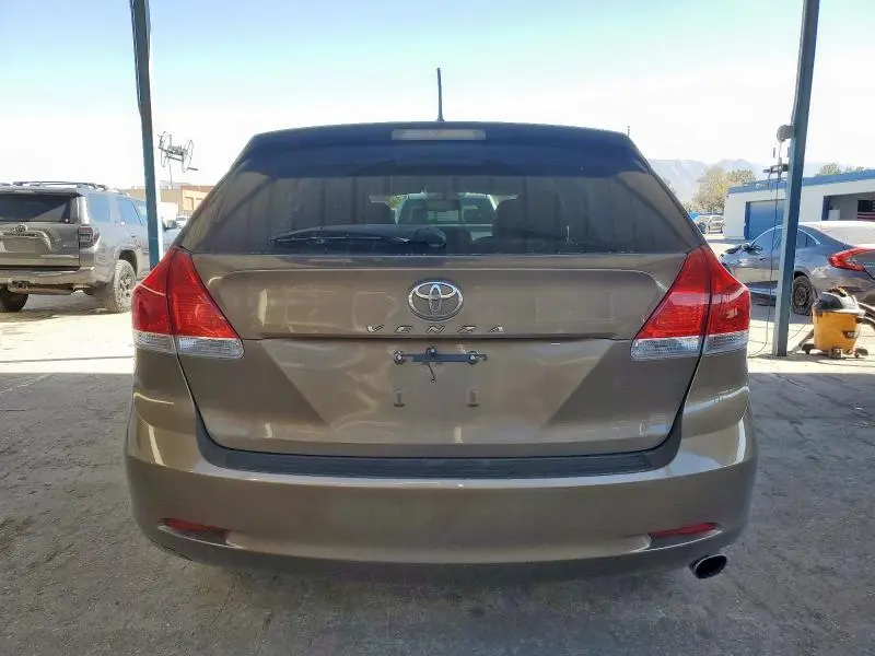 2011 TOYOTA VENZA   