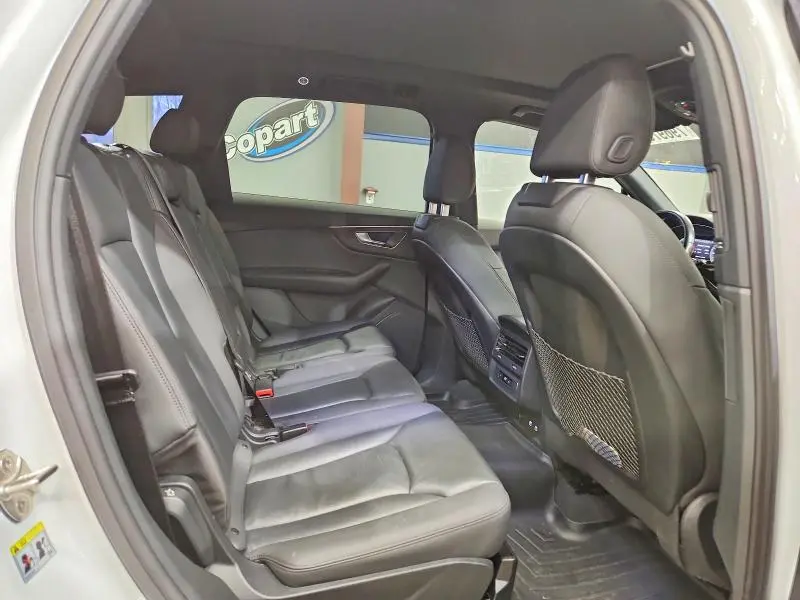 2021 AUDI Q7 PREMIUM  