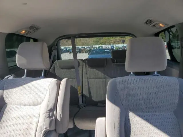 2010 TOYOTA SIENNA CE  