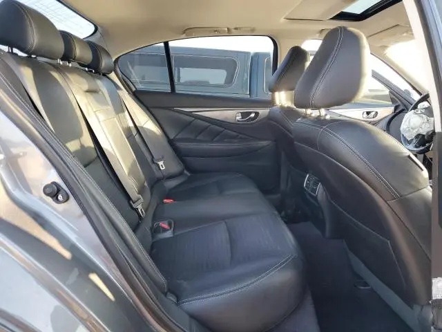 2015 INFINITI Q50 BASE