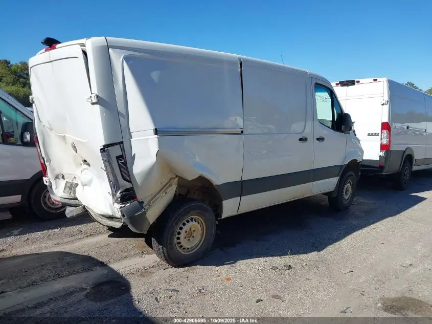 2022 MERCEDES-BENZ SPRINTER 2500 STANDARD ROOF V6