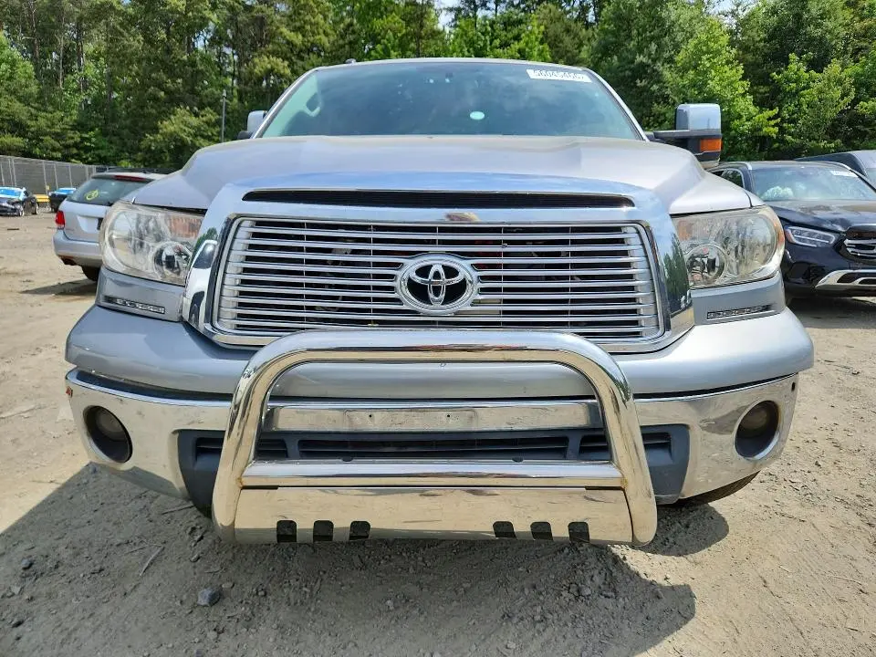 2010 TOYOTA TUNDRA CREWMAX SR5  