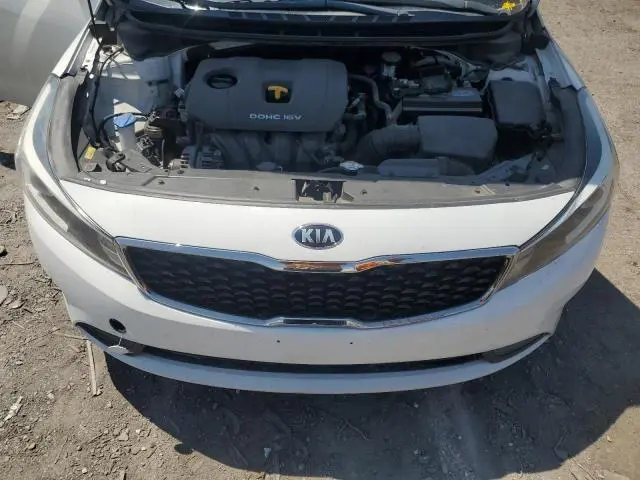 2017 KIA FORTE LX  