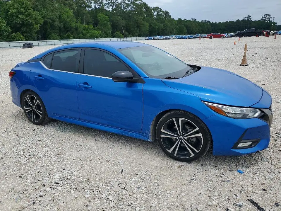 2021 NISSAN SENTRA SR  