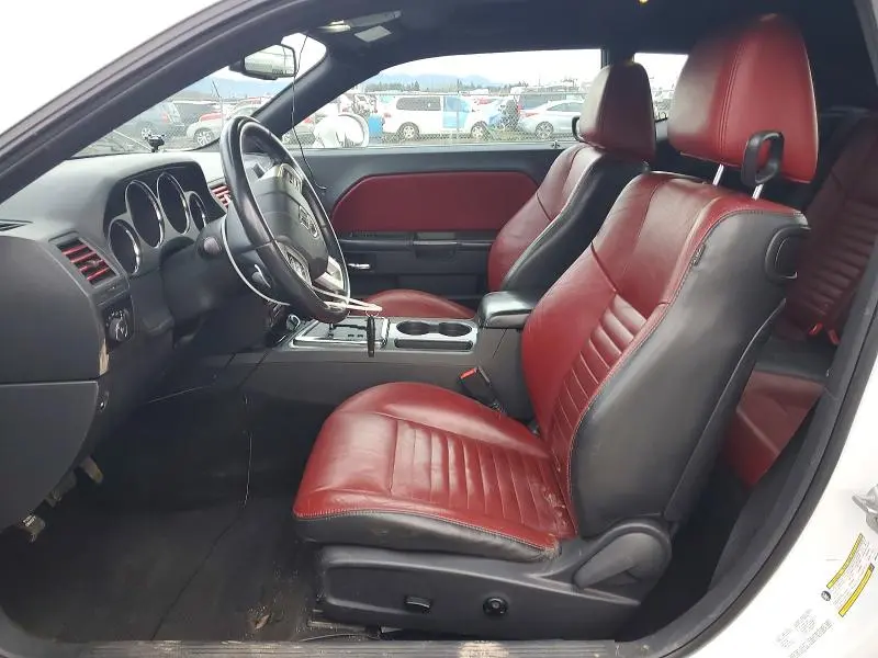 2013 DODGE CHALLENGER SXT  