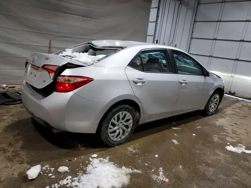 2018 TOYOTA COROLLA LE  
