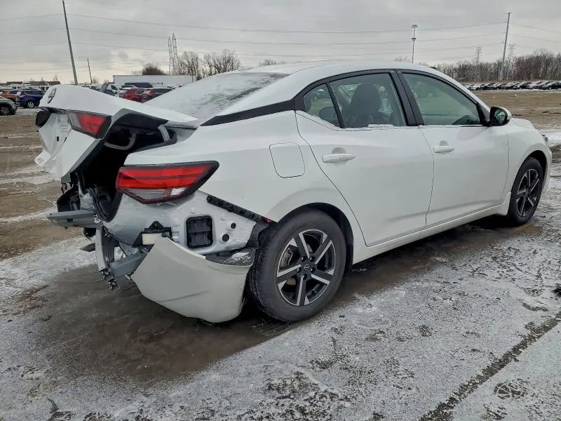 2025 NISSAN SENTRA SV  