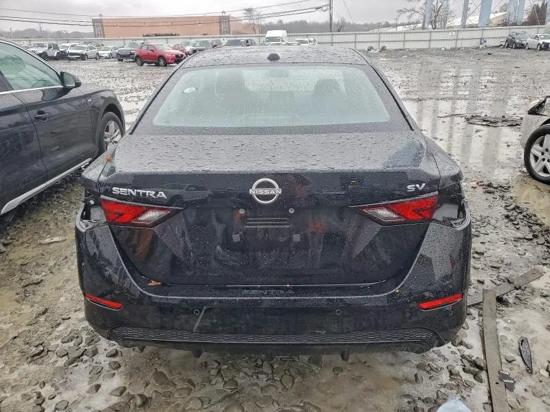 2024 NISSAN SENTRA SV  