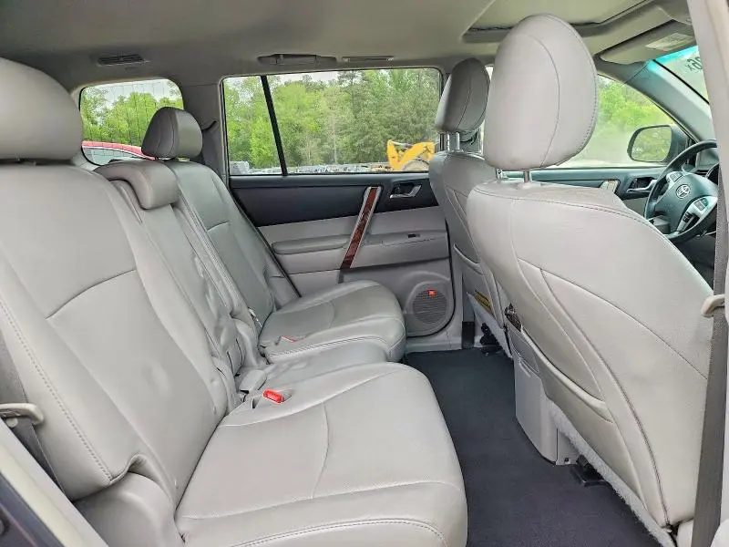 2012 TOYOTA HIGHLANDER LIMITED  