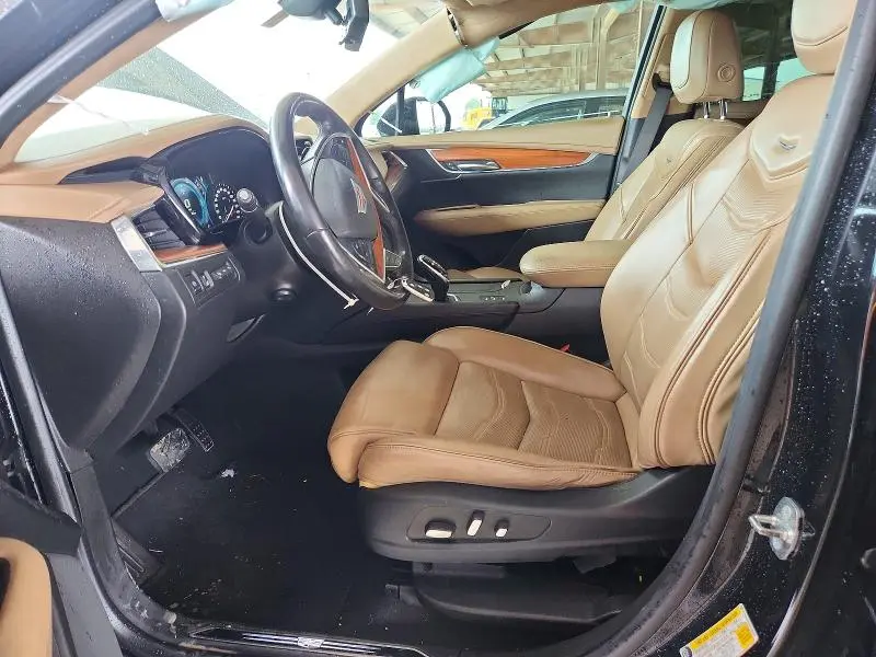 2017 CADILLAC XT5 PLATINUM  
