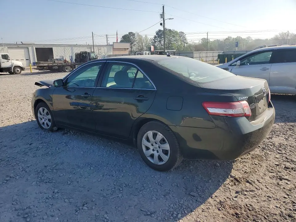 2011 TOYOTA CAMRY LE  