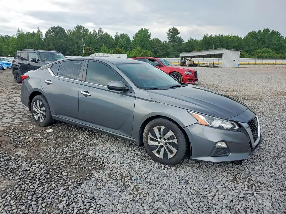 2020 NISSAN ALTIMA S  