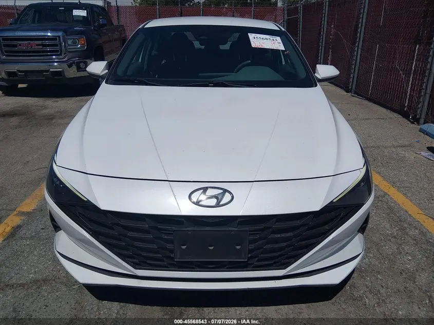 2021 HYUNDAI ELANTRA SE