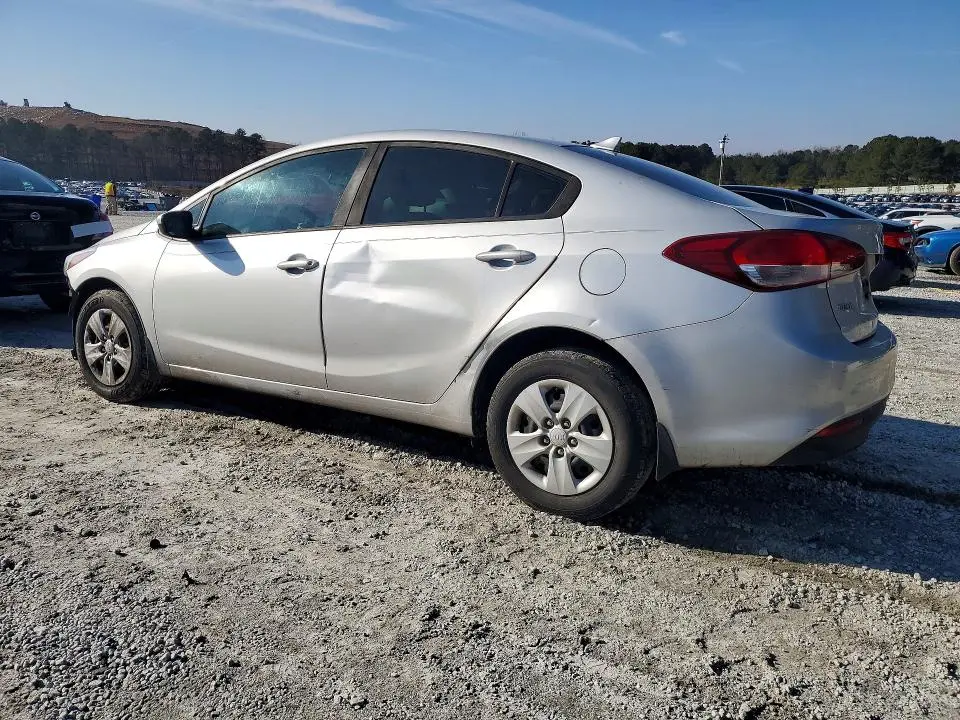 2017 KIA FORTE LX  