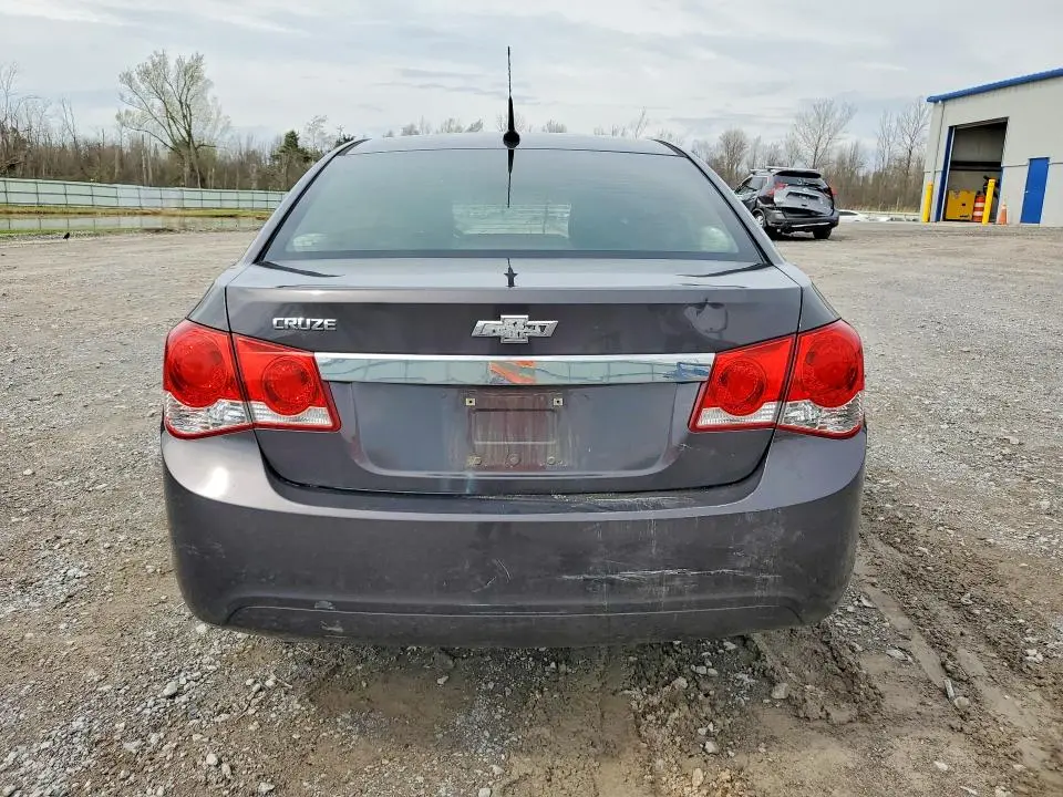 2014 CHEVROLET CRUZE LS  
