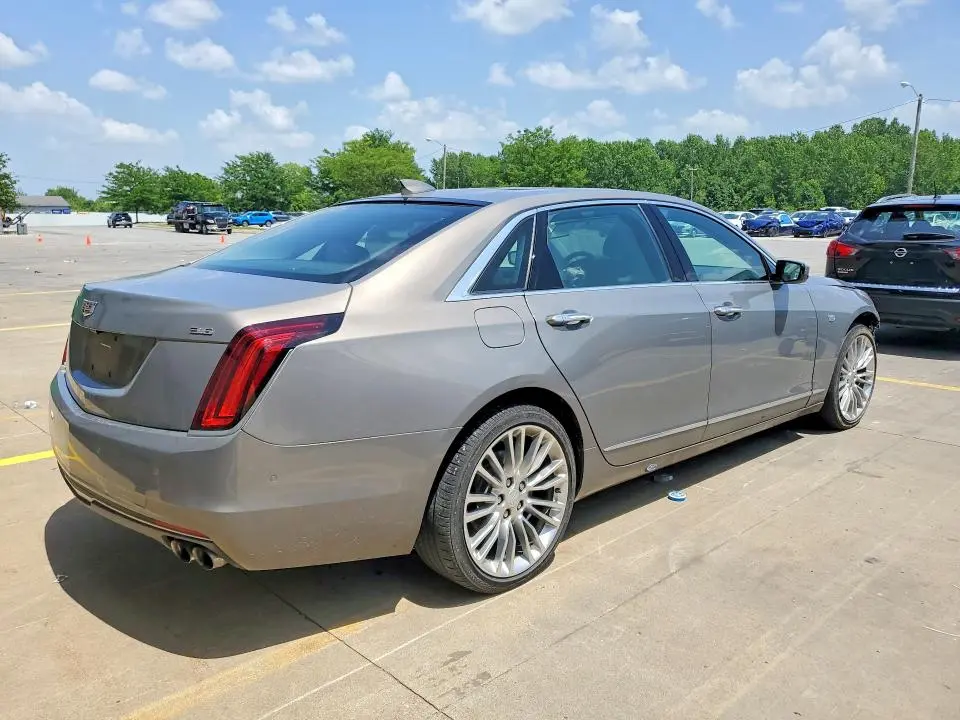 2017 CADILLAC CT6 LUXURY  